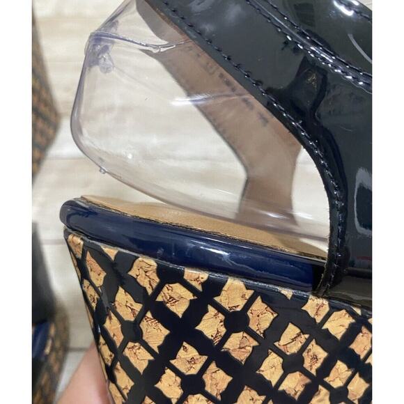 Clarks Heels Womens Size 9M Navy Patent Leather Strappy Wedge Sandals - Picture 13 of 16